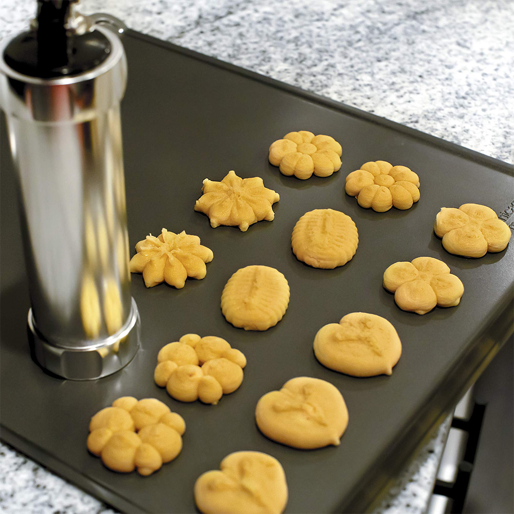 Cookie Press Gun and Icing Set - Churros Maker Gun review and price
